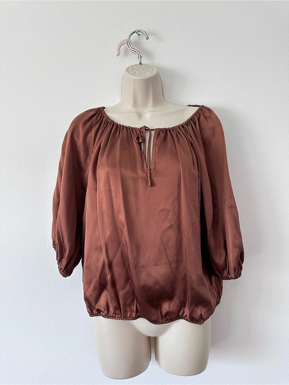 WYETH by Todd Magill Silk Gathered Neck Blouse in Brown Like New